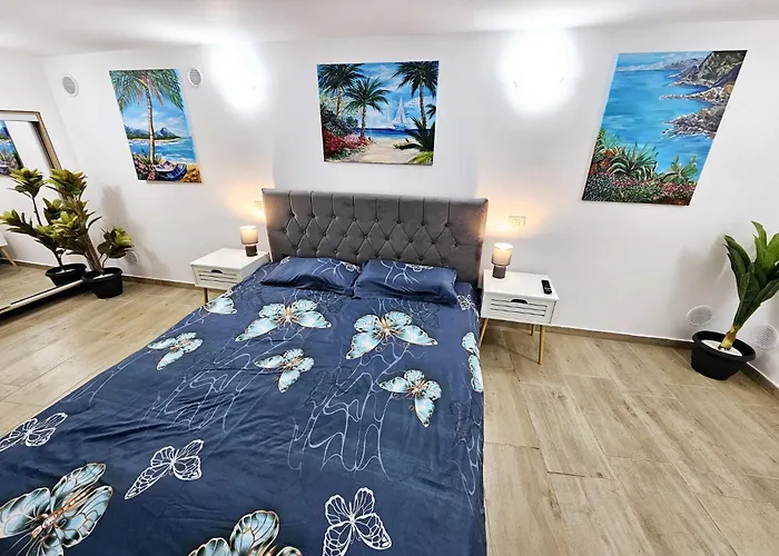 Апартаменти Lovely Duplex Cismigiu Park - Pop1 *