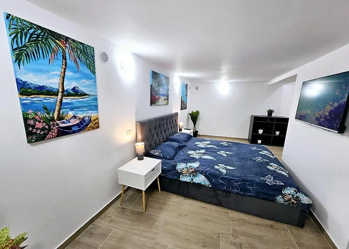 Lovely Duplex Cismigiu Park - Pop1 Апартаменти *