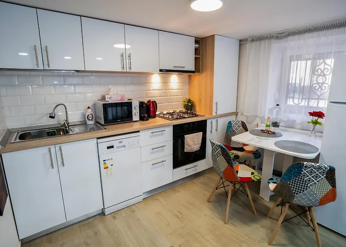 Апартаменти Lovely Duplex Cismigiu Park - Pop1
