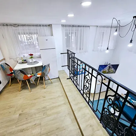 Lovely Duplex Cismigiu Park - Pop1 Апартаменты *